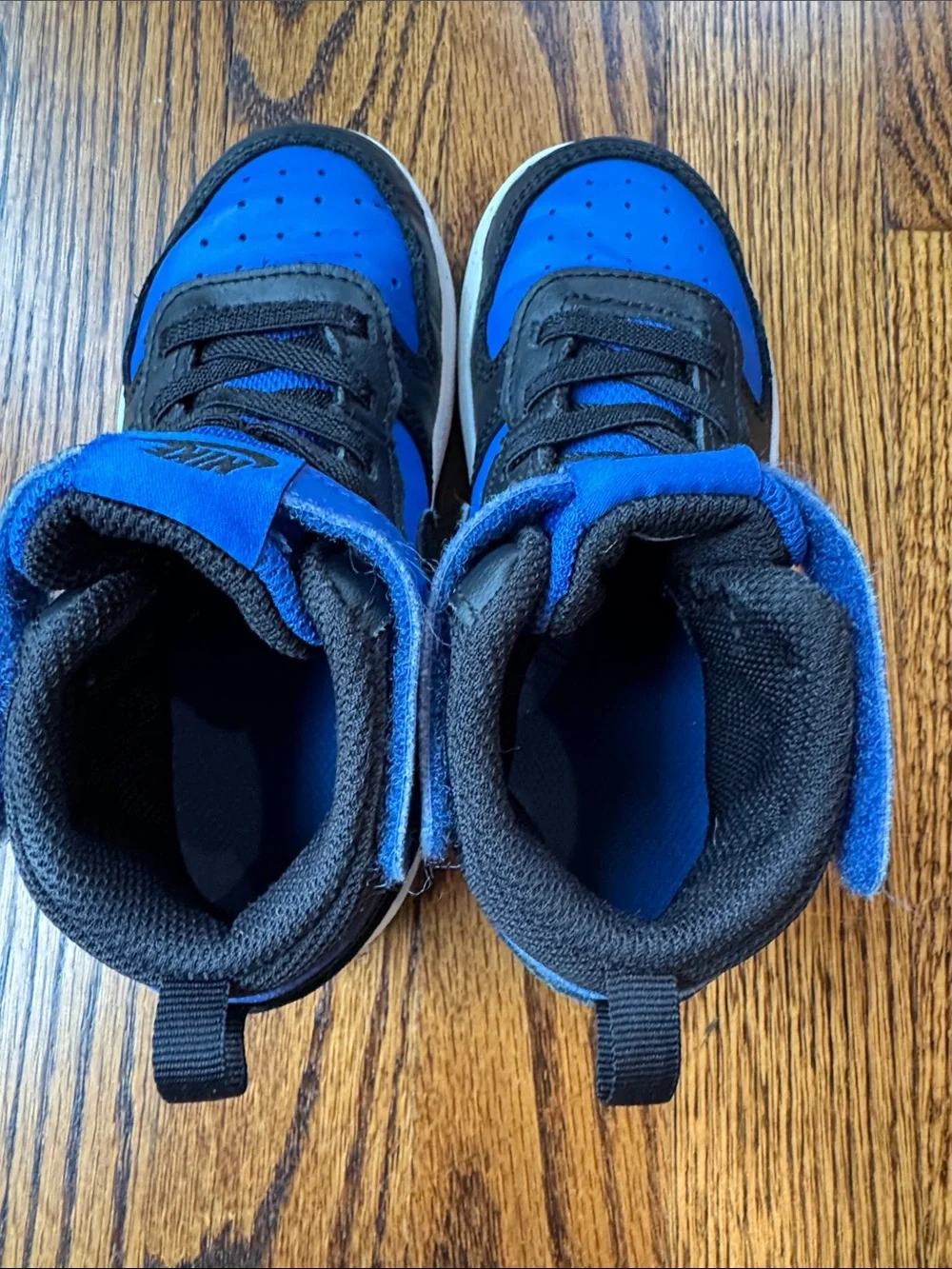 Nike youth high